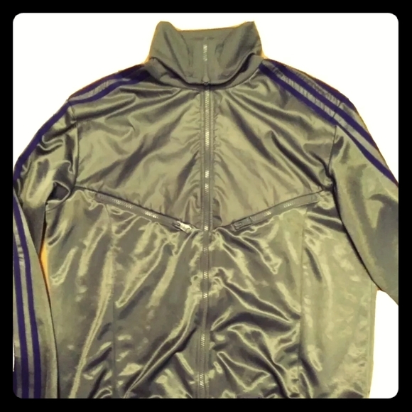 Vintage Adidas Full zip Track Jacket
Mens: medium - Picture 1 of 1